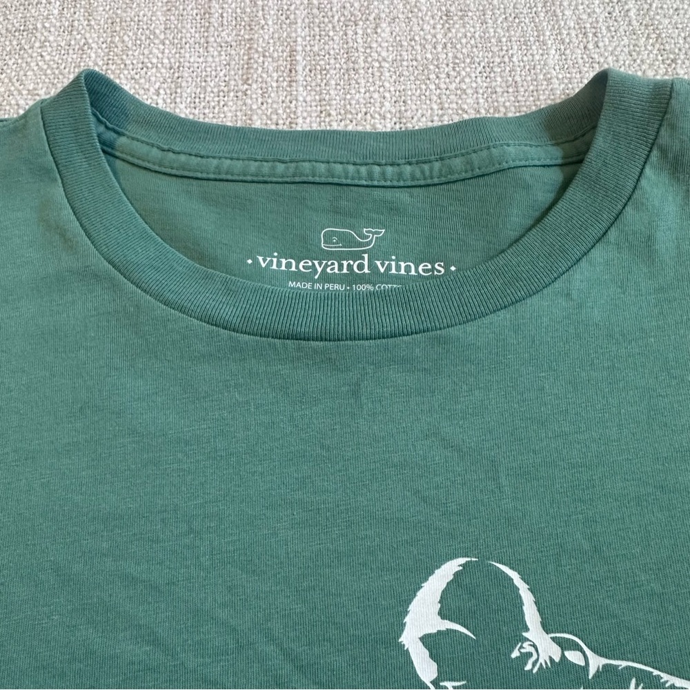 VINEYARD VINES Soccer Graphic Tee Shirt Green White Short Sleeve Cotton Men's M - Picture 3 of 12
